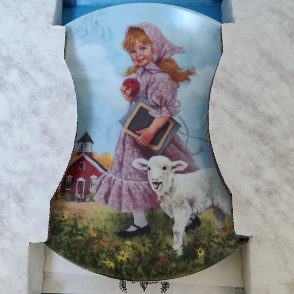 Mary Had a Little Lamb RECO Collectors Plate - Picture 2 of 10